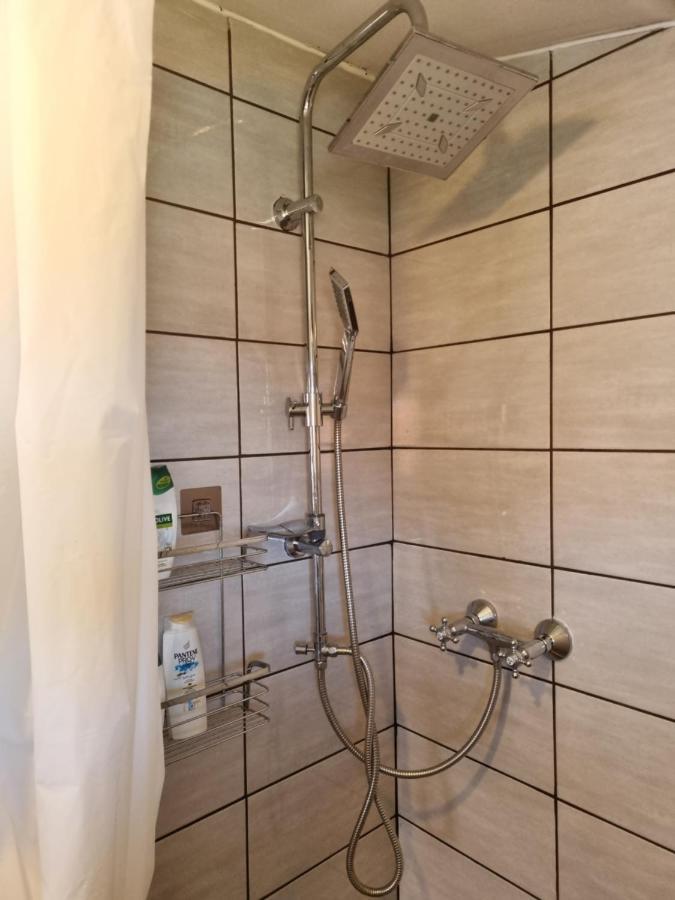 Caci Appartement Črni Kal Buitenkant foto